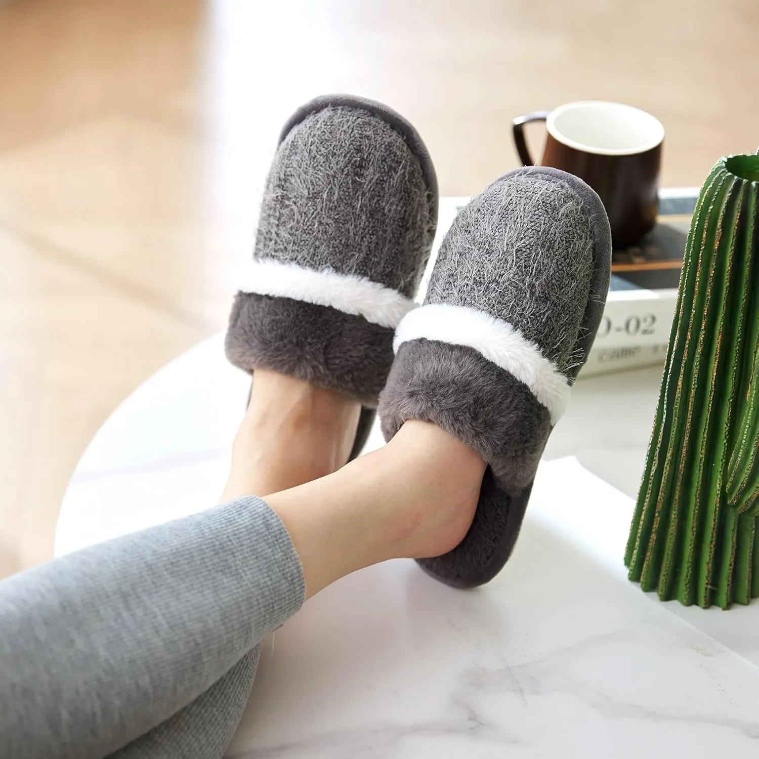 Cozy Slippers for Women Indoor and Outdoor Fuzzy House Shoes with Memory Foam Anti-Skid Sole Gifts for Women Mom Ladies