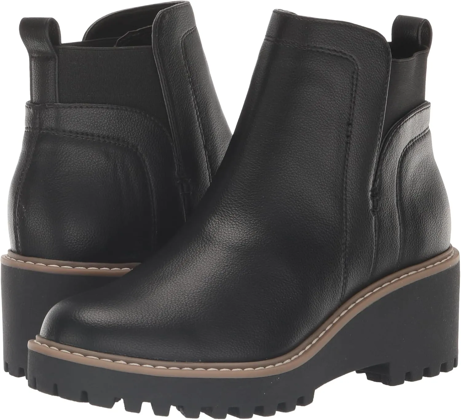 DV Dolce Vita Women's Rielle Ankle Boot