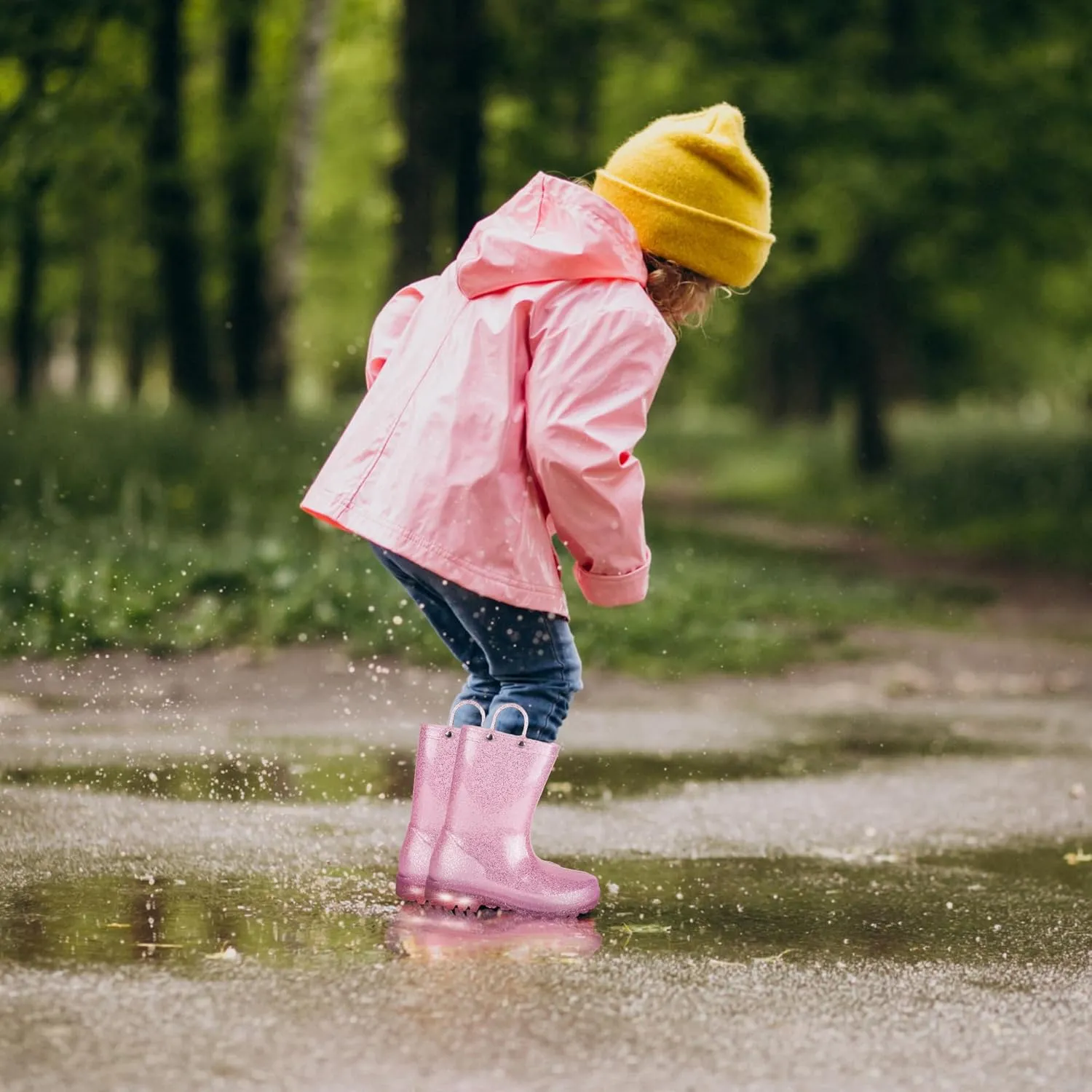 GAWBAW Toddler Rain Boots Kids With Glitter Light up Rain Boots With Easy-on Handles Waterproof For Boys and Girls