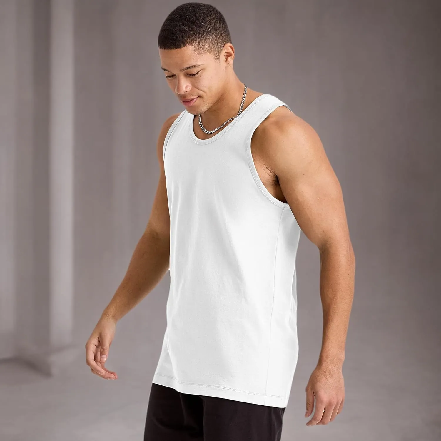 Hanes Men's Essentials Top Pack, Midweight Cotton Tanks, Sleeveless Shirts, 3-Pack