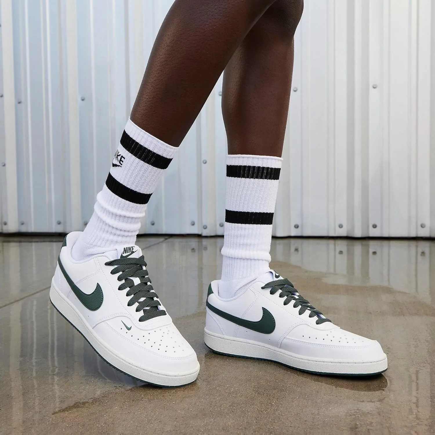Nike womens W Nike Court Vision Lo Nn Running shoue