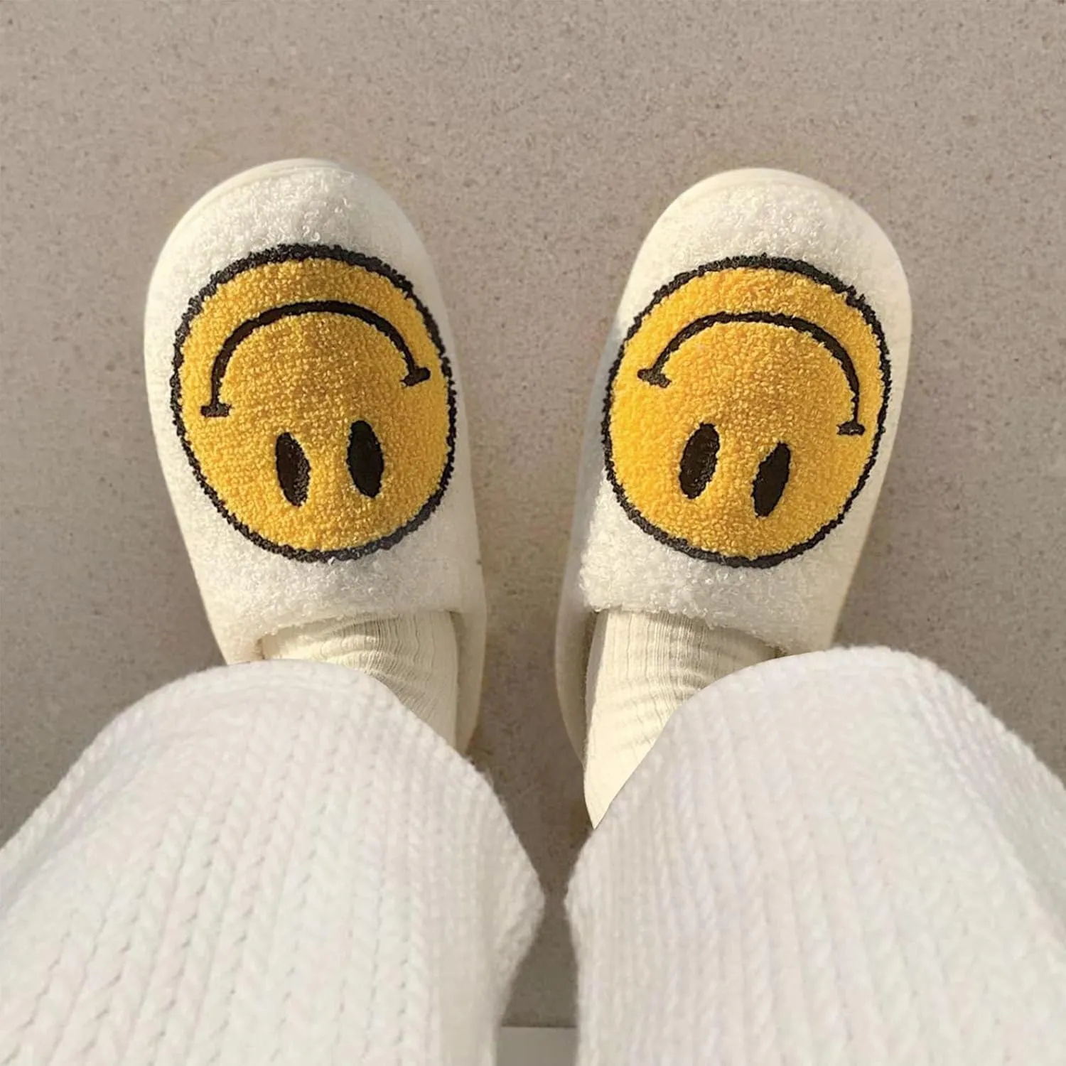 Smile Face Slippers for Women Happy face slippers Retro Soft Plush Warm Slip-on Slippers, Cozy Indoor Outdoor Slippers