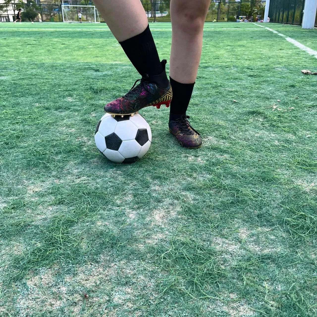 Soccer Cleats Mens Football Cleats Shoes Outdoor Youth High-Top Unisex Non-Slip Lightweight