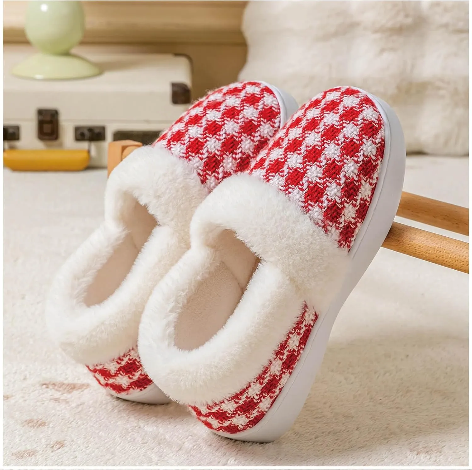 UBFEN Womens Mens Slippers Memory Foam Comfort Fuzzy Plush Lining Slip On House Shoes